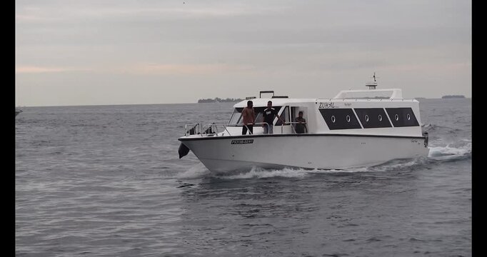Maldives luxury vacation pick up travel and traditional Dhoni boats and airport