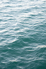 Obraz premium Rhythmic Patterns of Ocean Waves