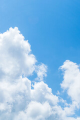 夏の空　澄んだ青空と雲302