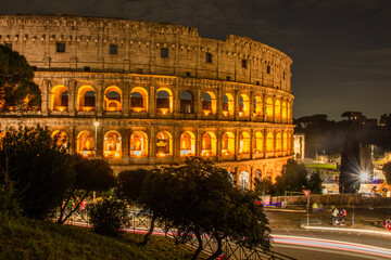 colosseum at night rome italy
