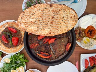 hot chili con carne with bread