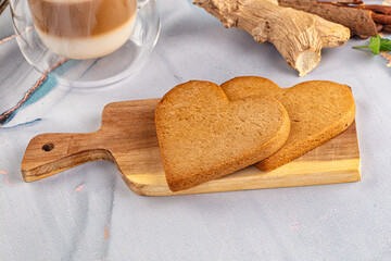 Sweet ginger cookies for snack