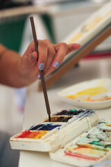 hand with brush