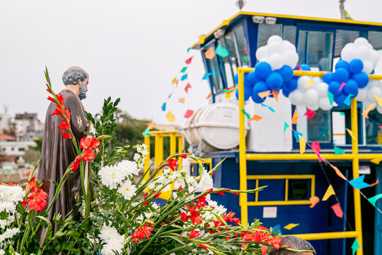 Festa dos Pescadores. Prociss&atilde;o Mar&iacute;tima de S&atilde;o Pedro. Maca&eacute;/RJ.