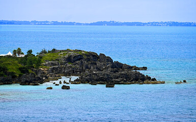 sea and rocks