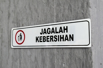 Keep clean, do not litter, or throw trashes in trash bin black and red icon sign isolated on...