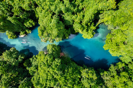 Riri Blue Hole, Espiritu Santo, Vanuatu
