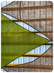 Voile d’ombrage sous pergola