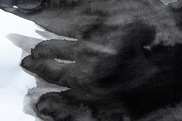 滲む黒いインク