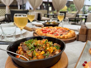 Fried potatoes with meat