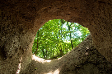 Trasshöhlen bei Burgbrohl in der Eifelregion. Deutschland