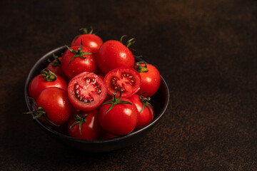 fresh tomatoes, autumn tomato harvest