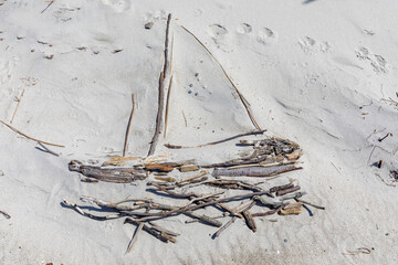 Kunst am Darßer Weststrand.