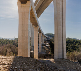 Precast concrete highway viaducts