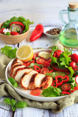 low carb Hähnchenbrust mit Salat