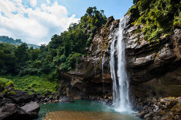 Aberdeen Falls is a picturesque 98m high waterfall on the Kehelgamu River near Ginigathena, in the...