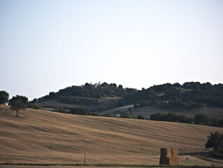 Montalfoglio visto dalle campagne circostanti