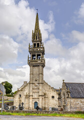 Naklejka premium Enclos paroissial de Saint-Servais dans le département du Finistère - Bretagne