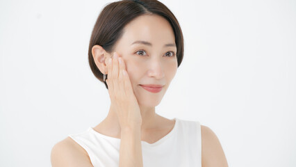 女性　ビューティー　スキンケア