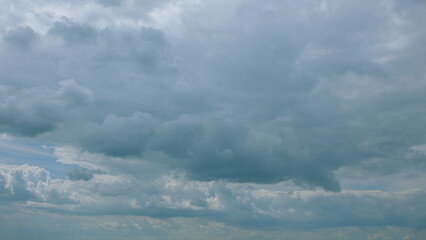 Cloudy Sky Frames Perfectly Capture the Unique Atmospheric Mood and Gorgeous Nature Scenes