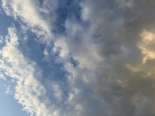 Clouds sky cloudscape weather cloudy heaven Cloud summer sunlight horizon day white atmosphere beauty light freedom environment dawn Himmel Sonnenuntergang Wolken Sonne Sommer bewölkt Gewitter