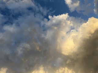 Clouds sky cloudscape weather cloudy heaven Cloud summer sunlight horizon day white atmosphere beauty light freedom environment dawn Himmel Sonnenuntergang Wolken Sonne Sommer bewölkt Gewitter