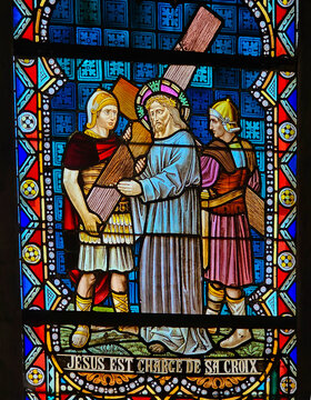 Stained Glass &ndash; Jesus Receives the Cross, Rochefort Church, Belgium
