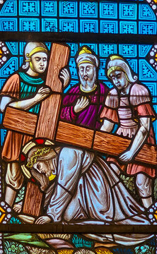 Stained Glass &ndash; Jesus Falls the Second Time, Rochefort Church, Belgium