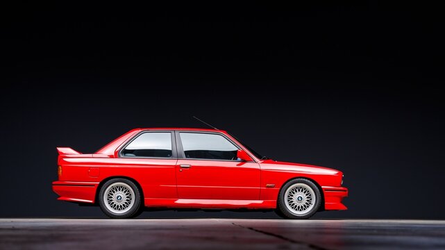 Phoenix, AZ, USA
November 10, 2025
BMW E30 M3 EVO 2