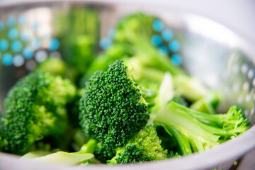Crisp Fresh Broccoli Florets in Colander &ndash; Wholesome Plant‑Based Meal Prep