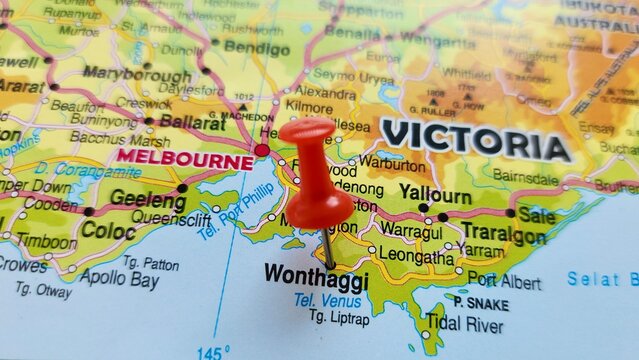 View of Wonthaggi, Town in Victoria, Australia, on a geographical map of Australia and New Zealand, marked with red pushpin