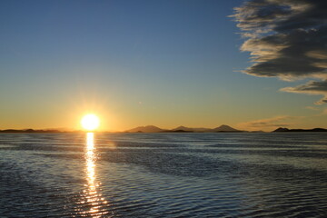 Sunset over the Salar de Uyuni, the world's largest salt flat, Bolivia