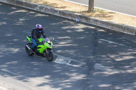 Kawasaki Images – Browse 5,891 Stock Photos, Vectors, and Video