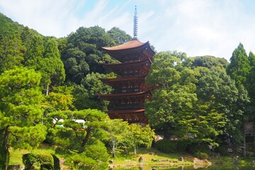 瑠璃光寺 五重塔