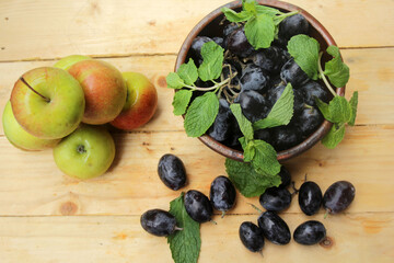 fresh fruits and berries