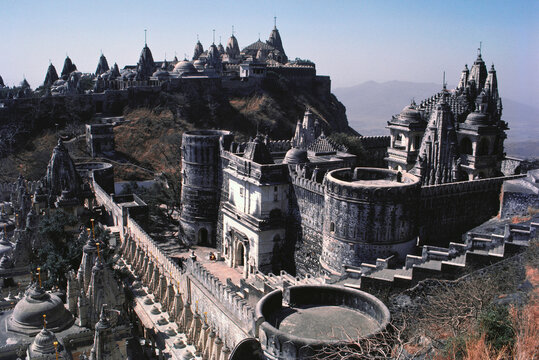 indian jain temples palitana india 