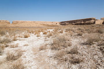The ruins of fortress Katta Guldursun Qala