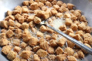 cooking, fried tofu 