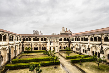 Obraz premium Cloister of Silence at Alcobaca monastery, Mosteiro de Santa Maria de Alcobaca at Alcobaca, Portugal