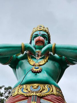 Hanuman in Batu caves, Malasia