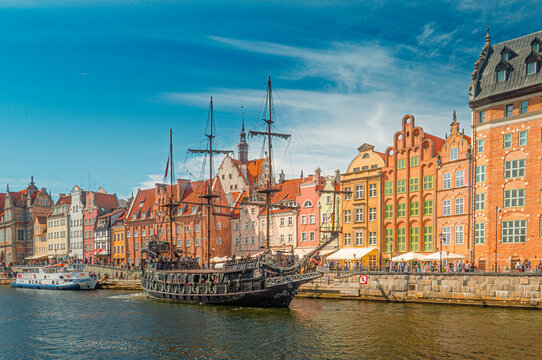 Dlugie Pobrzeze in Gdansk, Poland