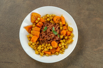 Mihnea Ratte www.instagram.com/mihnearatte/