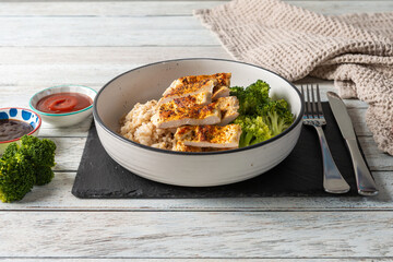 Grilled Chicken & Fresh Veggies Meal