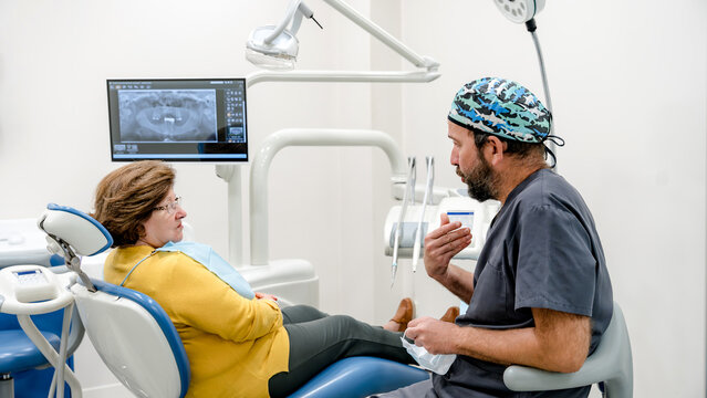 Dental clinic offering specialized implant services