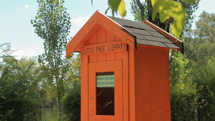 little free library 