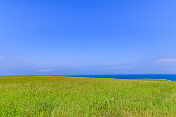宗谷丘陵の絶景を巡る周氷河ロード 
