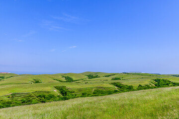 Fototapeta premium 宗谷丘陵の絶景を巡る周氷河ロード 