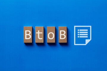 There is wood block with the word BtoB. It is as an eye-catching image.