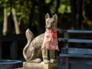 稲荷神社の狛狐