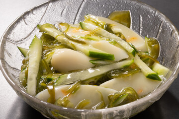 枝豆チーズかまぼこ　きゅうり　めかぶ和え